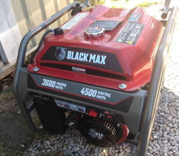 image of red, black max portable 4500 watt generator